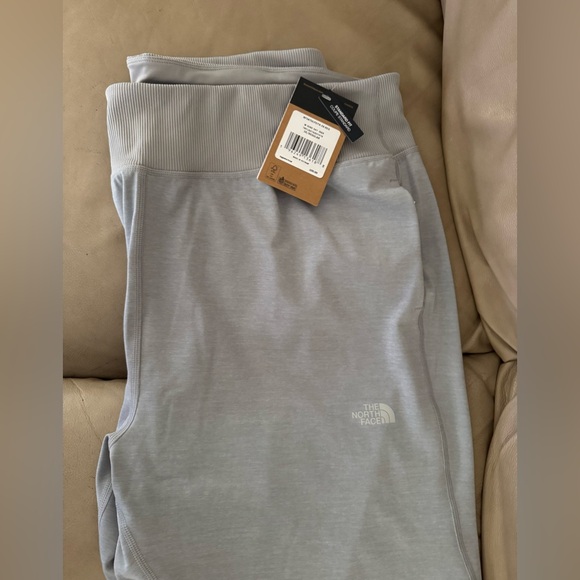 THE NORTH FACE Women's Plus Dune Sky Jogger - Picture 14 of 17